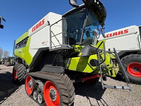 Claas Lexion 8600 Terra Trac Combine harvester