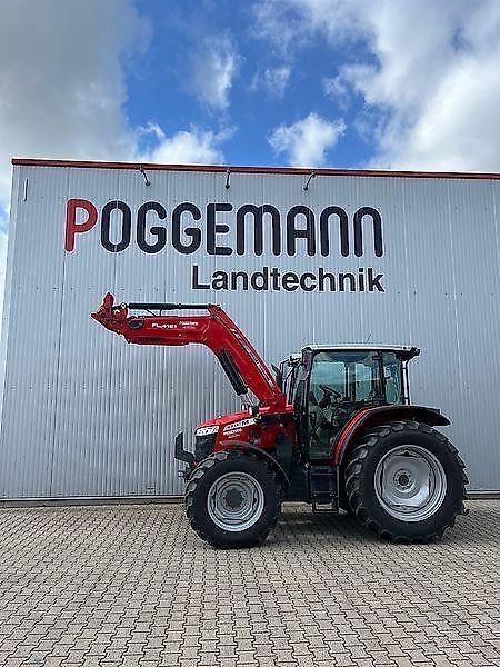 Massey Ferguson 5711M Tractor 74.900 EUR