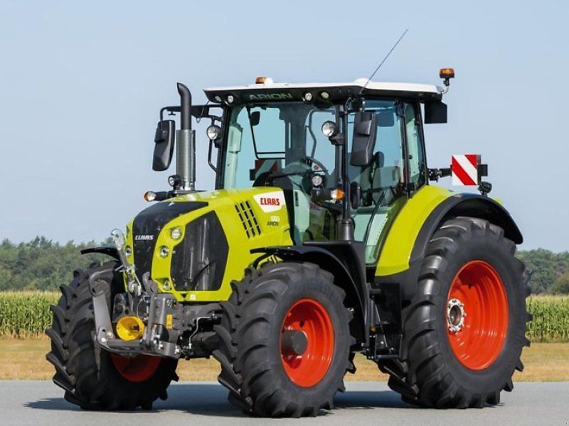 E-FARM: Claas Arion 550 CMATIC CEBIS - Traktor - id NMNK9BQ - 133.000 € - Produktionsår: 2023 - Motortimer: 190,Motoreffekt (HP): 165,Tyskland