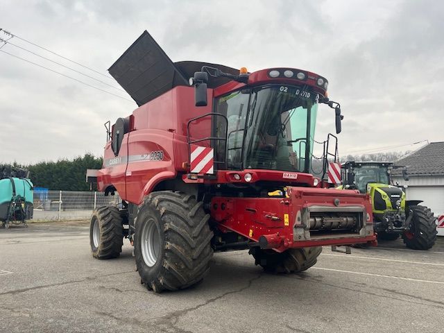 E-FARM: Case IH Axial Flow 9230 - Moissoneuse-batteuse - id L54PBCK - 145 900 € - Année: 2013 - Lecture du nombre d'heure: 2 240,Puissance du moteur (chevaux): 570,France