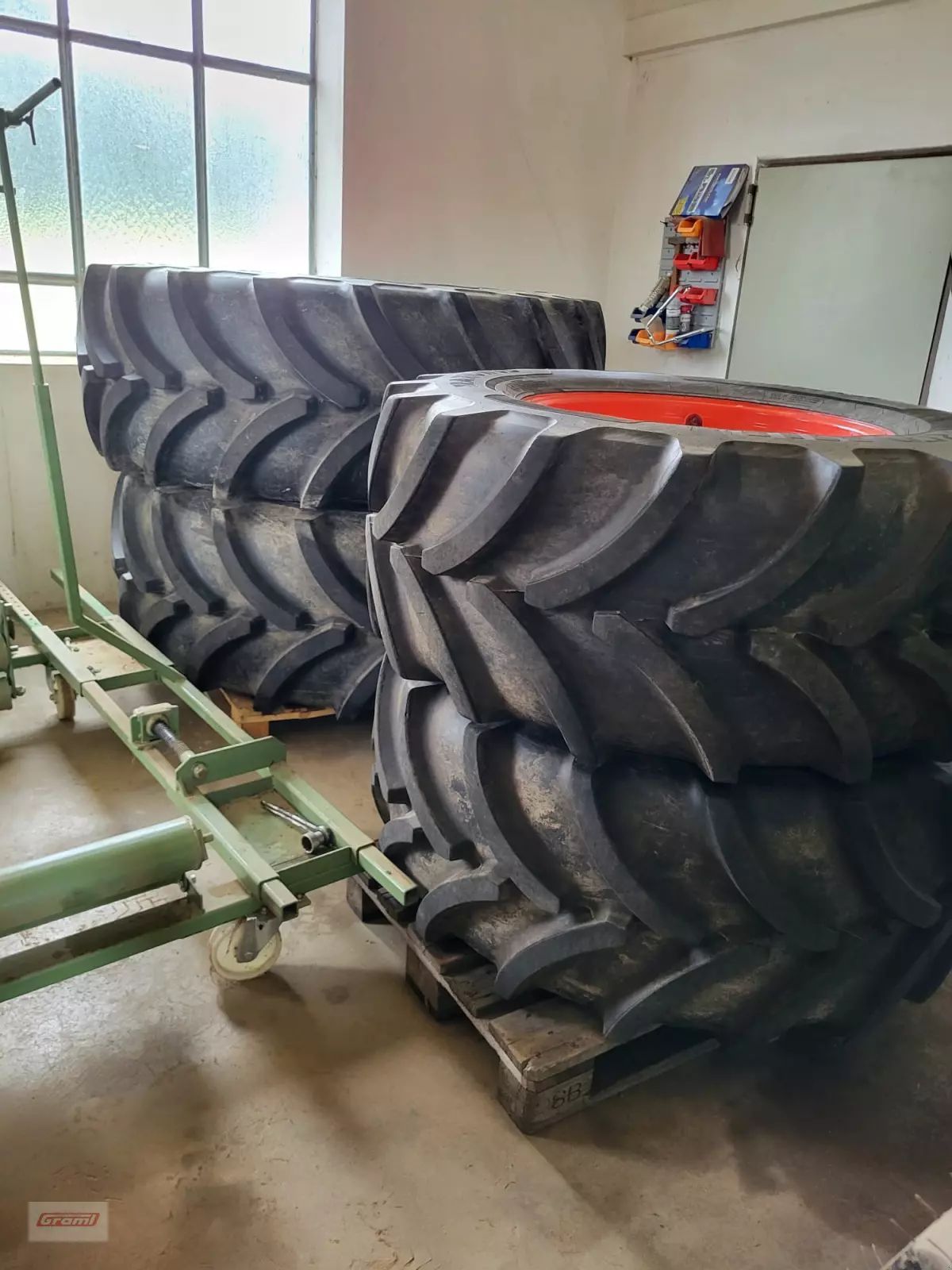 E-FARM: VREDESTEIN 540/65 r28 & 650/65 r38 - Ruedas y orugas - id TU95ZCJ - 7143 € - Año: 2023 - Alemania