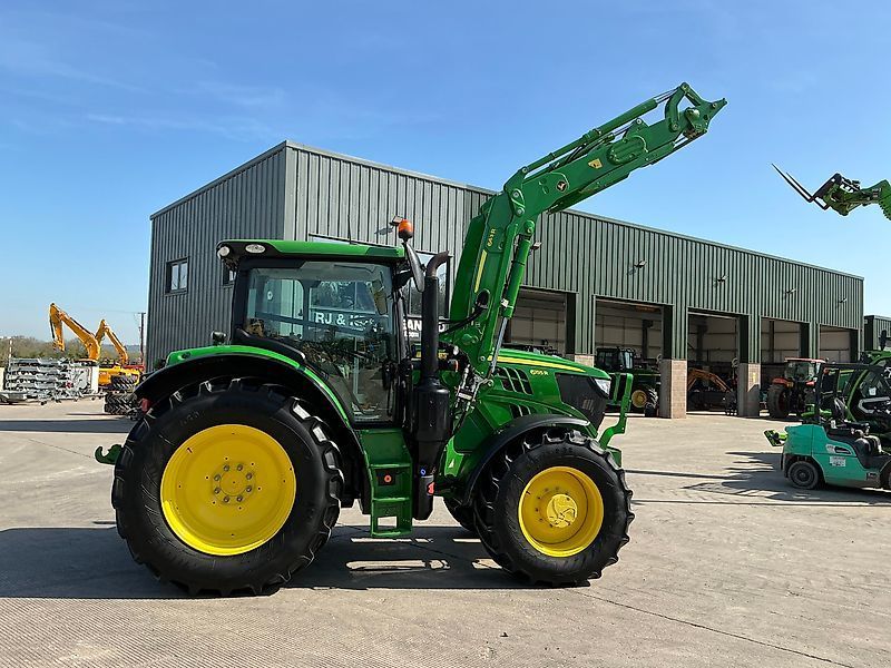 John Deere 6155 R Трактор 96 947 €
