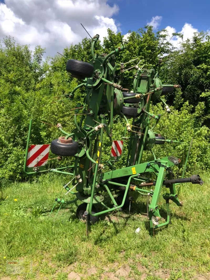 E-FARM: Krone KW 8.82/8 - Tedder - id KGS8PIE - €8,400 - Year of construction: 2018 - Germany
