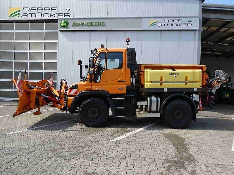 Mercedes-Benz unimog u318 mit schild+streuer Gépjármű 45 500 EUR