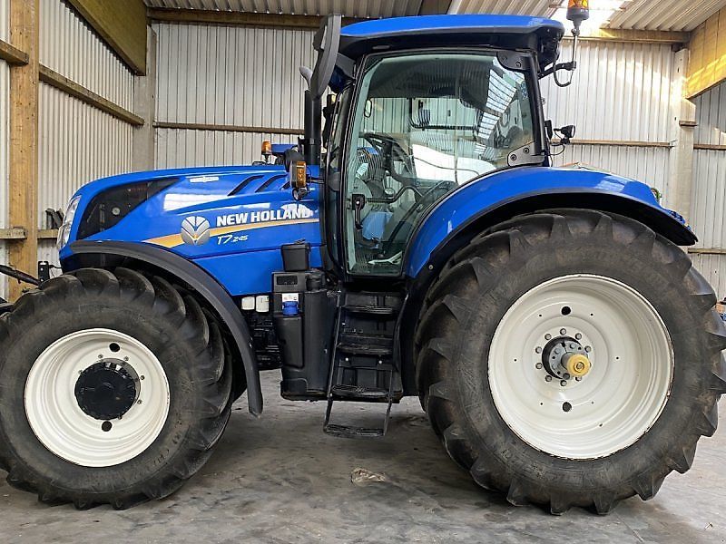 E-FARM: New Holland T7.245 AC - Tractor - id ZJL2REI - 119.500 EUR - Anul: 2022 - Citeste ore: 2.700,Muterea motorului: 233,Germania