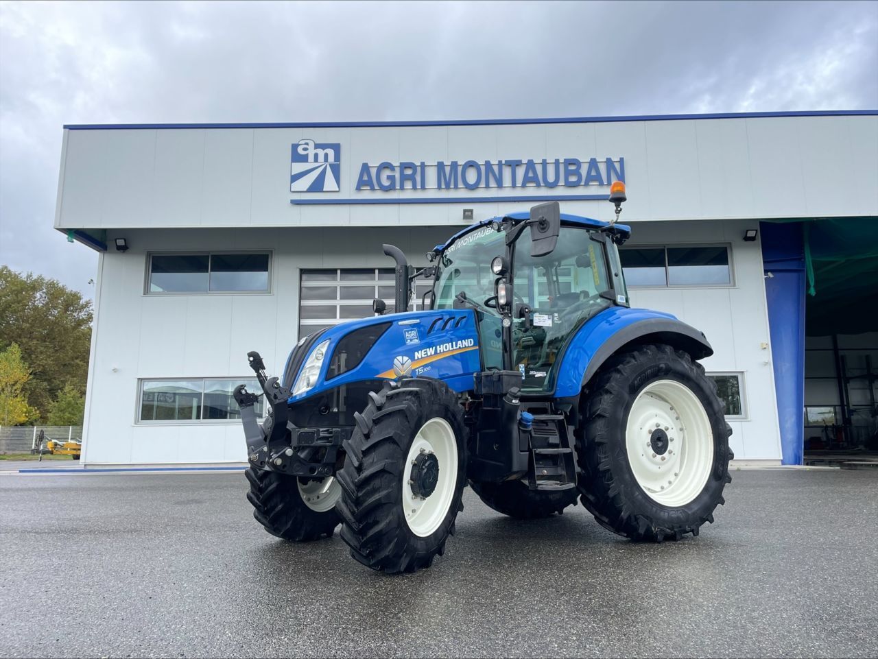 New Holland T5.100 Tractor €51,000