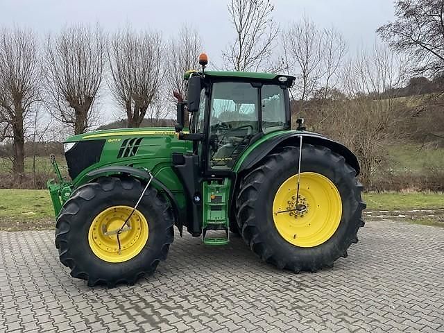John Deere 6215 R Τρακτέρ 99.500 €
