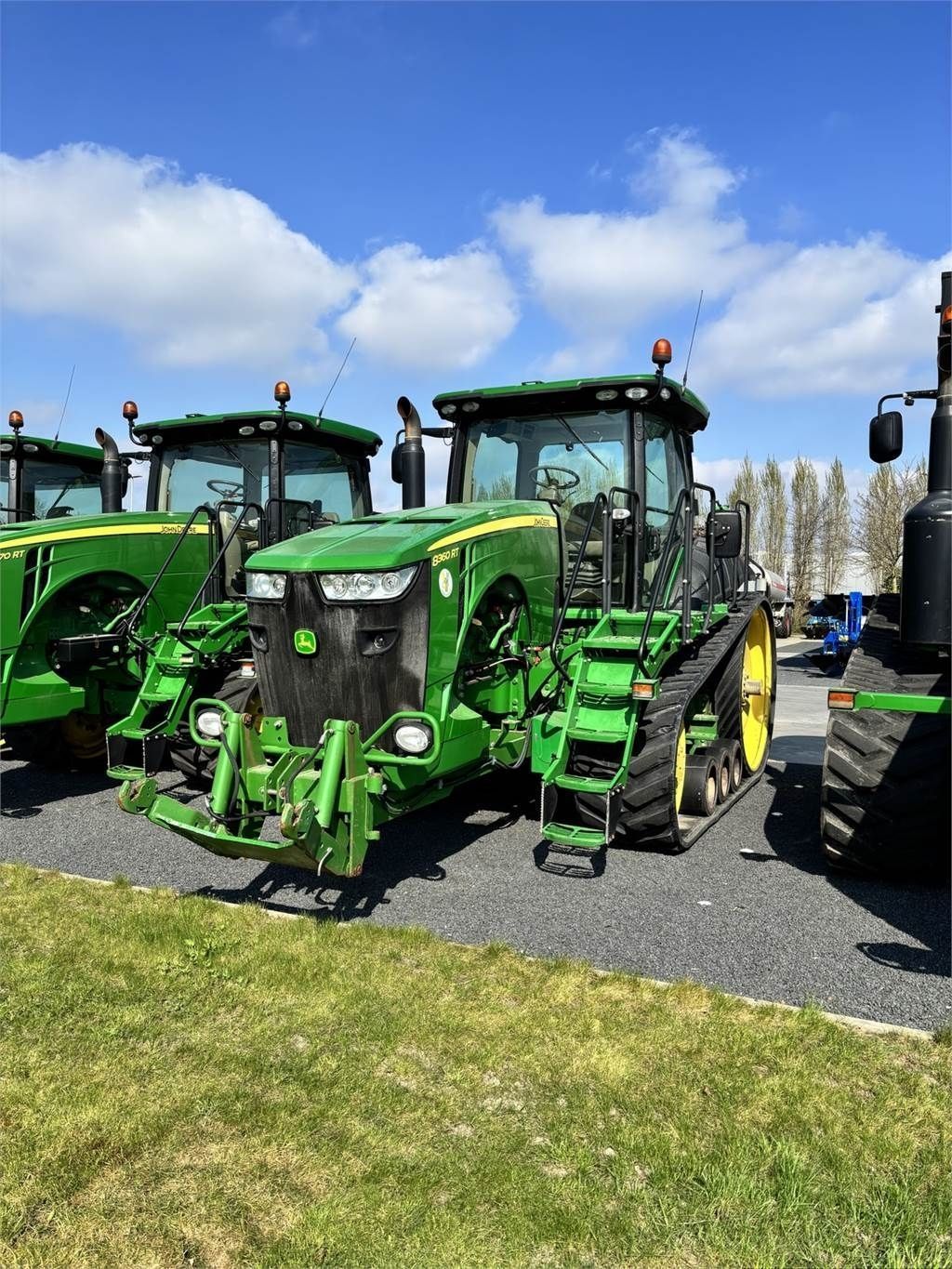 John Deere 8360 RT Tractor 115.000 EUR