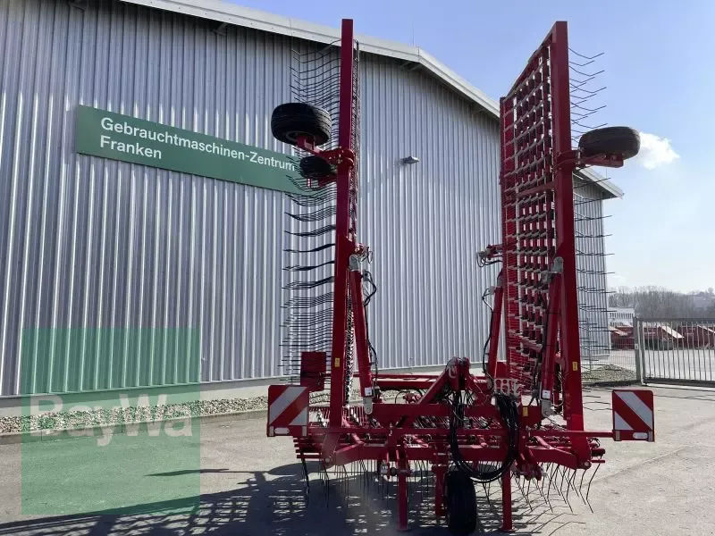 E-FARM: HORSCH cura 9 st - Egyéb talajművelés - id Q7WCIQZ - 26 723 EUR - Gyártási év: 2023 - Németország