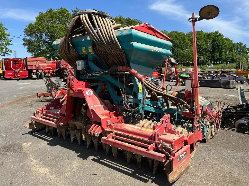 E-FARM: Kverneland disques - Semoir - id HNPBXIH - 16 000 € - Année: 2018 - France