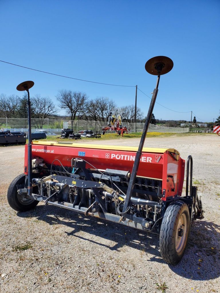 E-FARM: pöttinger vitasem 300 - Drill - id YALISQC - €3,800 - Year of construction: 2007 - France