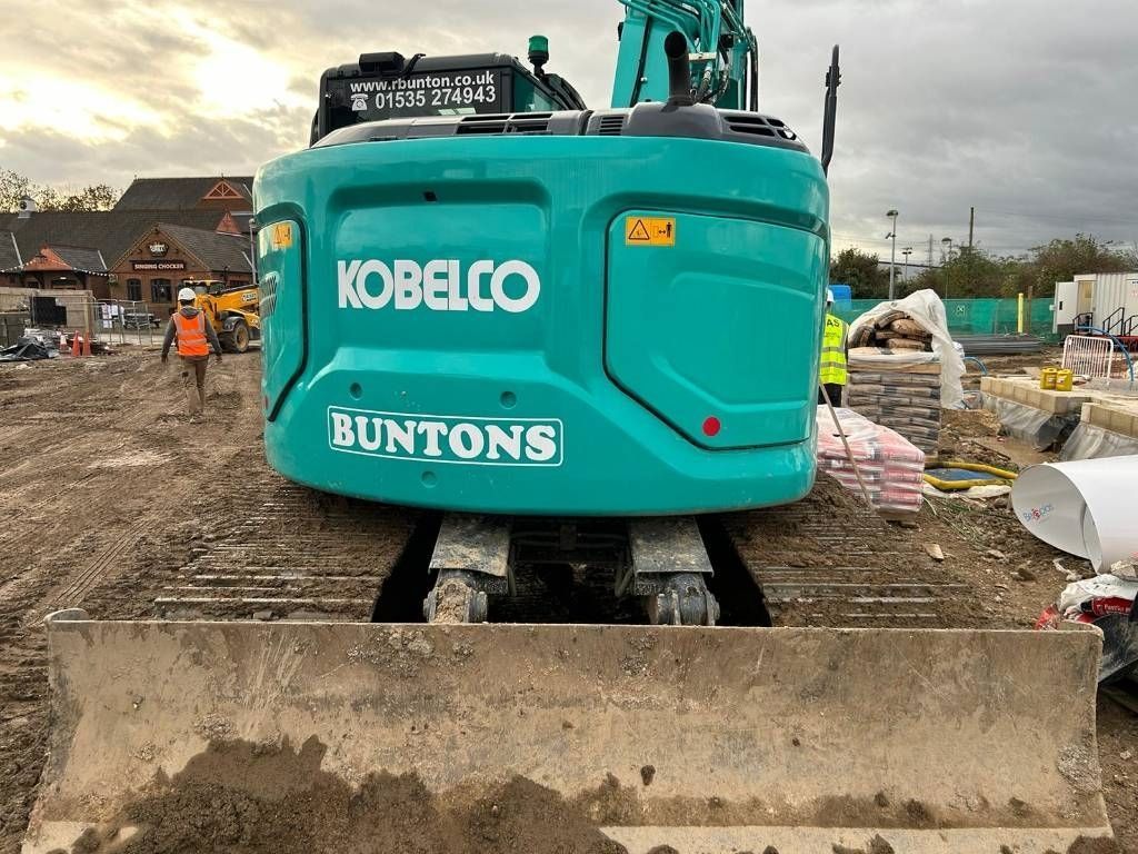 Kobelco sk140lc-7 Crawler excavator €92,060