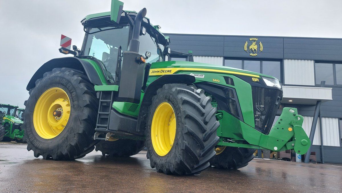 John Deere 8R 340 Tractor 239.000 €