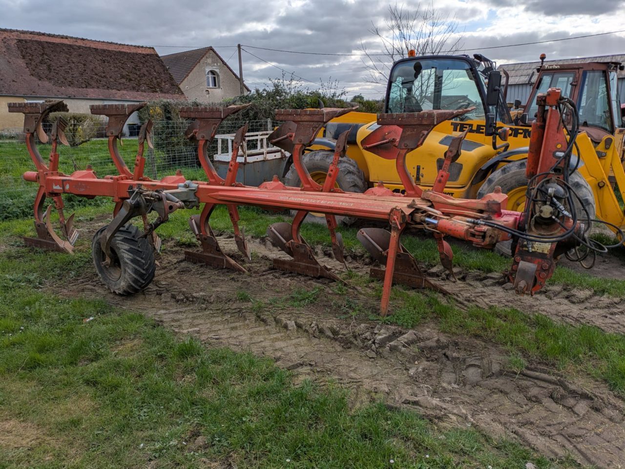 Kuhn varimaster 151 nsh Pług 6000 €