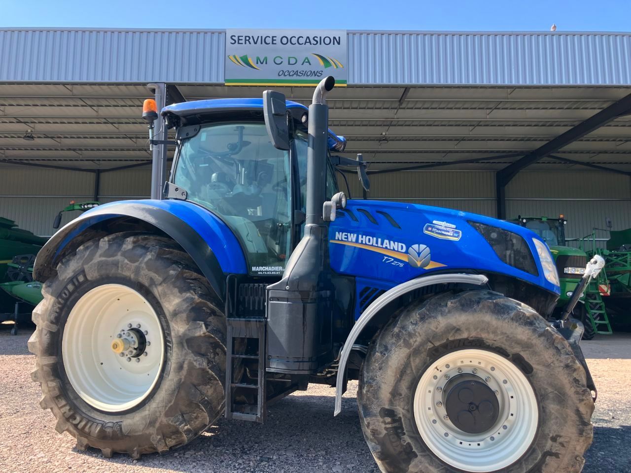 E-FARM: New Holland T7.275 HD - Τρακτέρ - id 5KGWFMS - 127.000 € - Χρονία: 2018 - Μετρητής ωρών: 1.900,Ισχύς κινητήρα: 250,Γαλλία