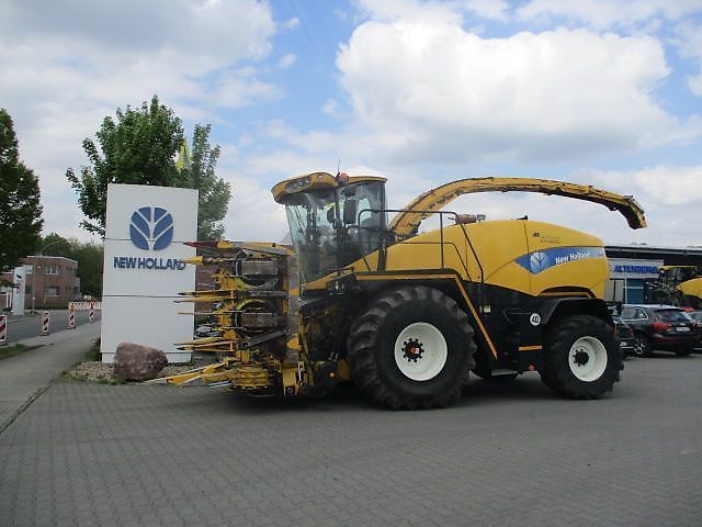E-FARM: New Holland FR 9050 - Ensileuse automotrice - id VV2RZ5A - 116 723 € - Année: 2011 - Lecture du nombre d'heure: 2 346,Puissance du moteur (chevaux): 466,Allemagne