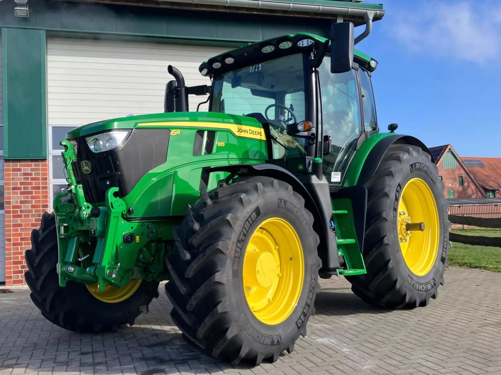 John Deere 6R 185 Трактор 159 000 €