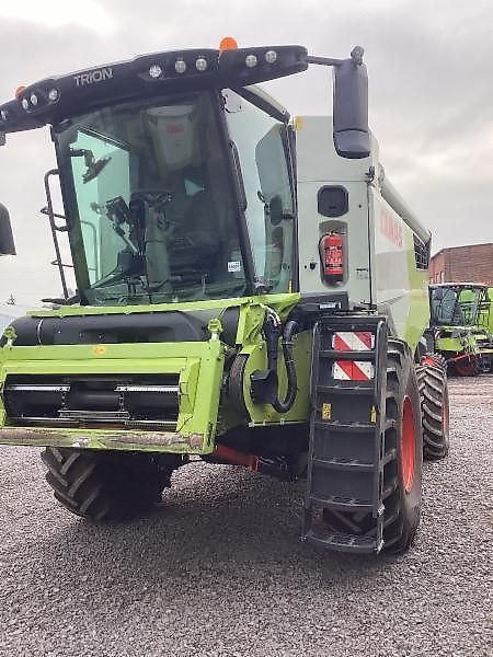 Claas Trion 640 Kombajn zbożowy