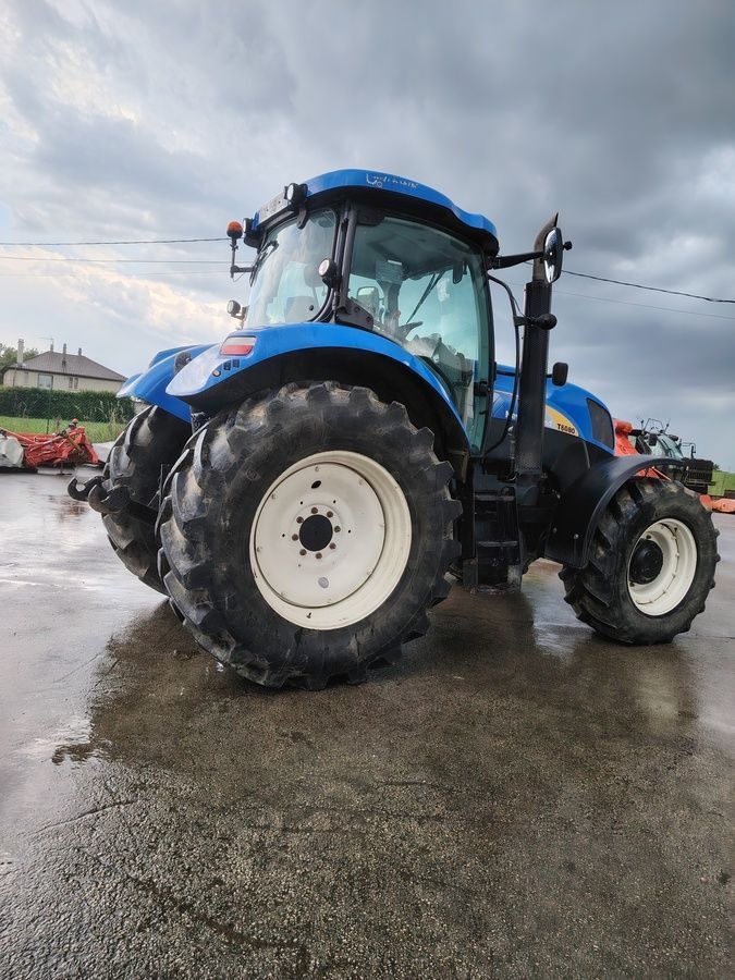 E-FARM: New Holland T6080 - Trattore - id N7TKNLR - 41.000 € - Anno di costruzione: 2012 - Ore: 5.944,Potenza del motore: 140,Francia
