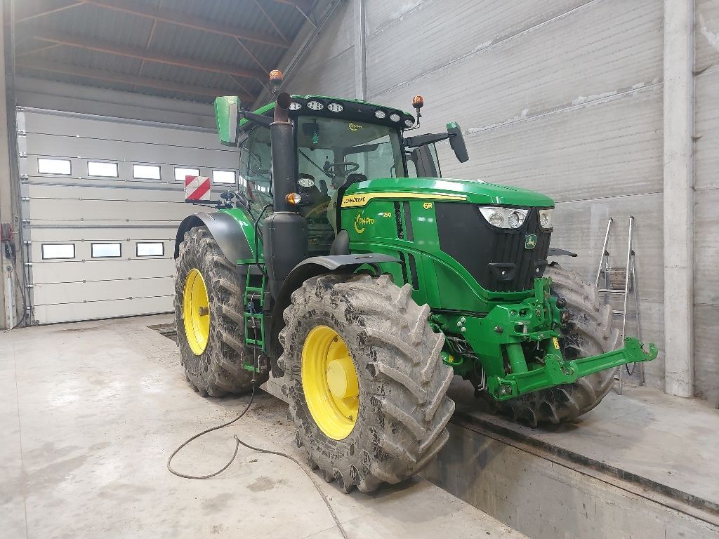 John Deere 6R 250 Traktor 140.000 €