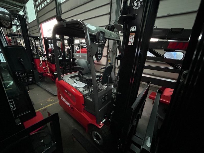E-FARM: Manitou me 316 - Carretilla elevadora - id LMFLAQM - 27.950 € - Año: 2022 - Horas: 1,Alemania