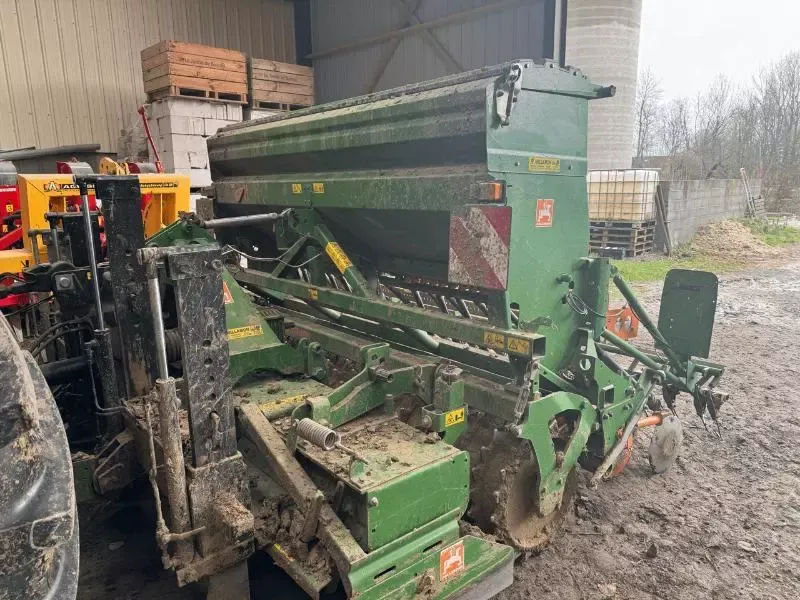 E-FARM: Amazone ke3000 - Kombi-såmaskine - id GMG4CG2 - 15.000 € - Produktionsår: 2010 - Frankrig