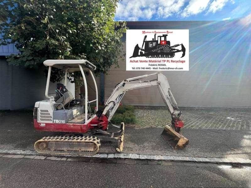 E-FARM: Takeuchi tb016 - Mini-pelle - id 8LJFINT - 16 000 € - Année: 2005 - France