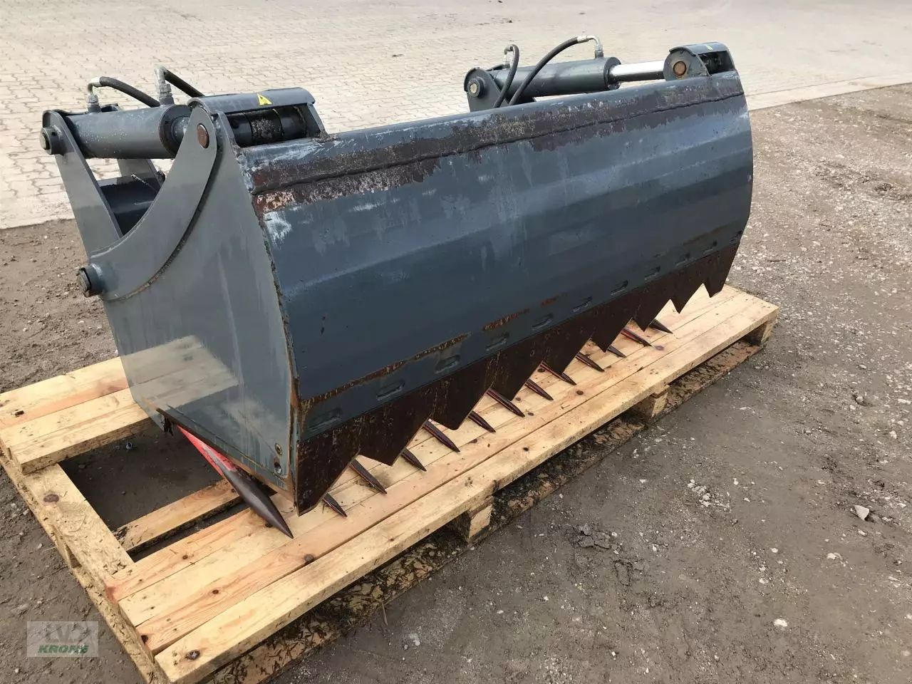 SAPHIR ssz 178 silageschneidzange Attachment €3,750