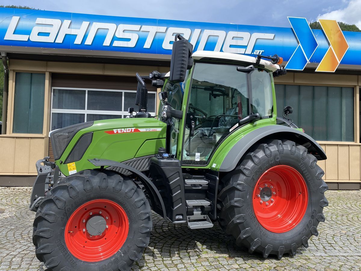 Fendt 312 Vario Profi Tractor
