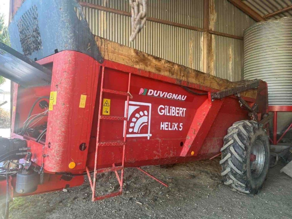 E-FARM: Gilibert helix 5 - Mist- und Kompoststreuer - id WWZTDD5 - 12.000 € - Baujahr: 2012 - Frankreich