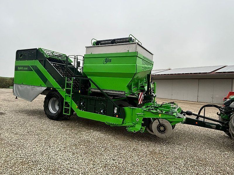 E-FARM: AVR spirit 9200 - Cosechadora de patatas - id KHFIZVK - 206.000 € - Año: 2022 - Horas: 190,Alemania