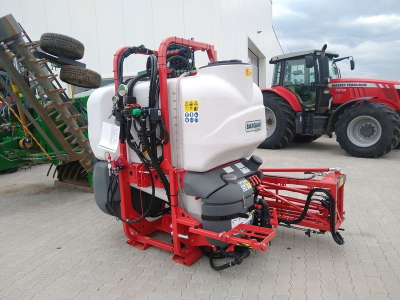 Bargam mecpoli1300-bdi-15m sprayers €15,000