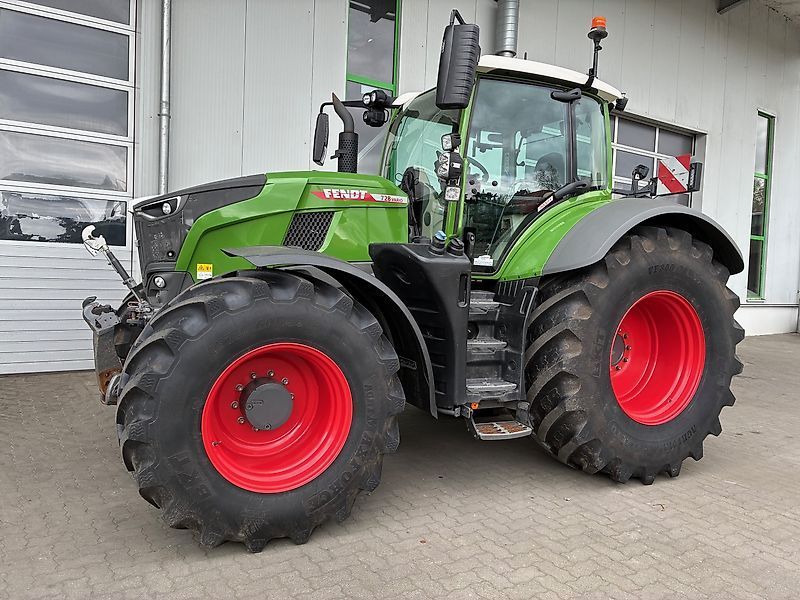 Fendt 728 Vario Profi Plus Tractor €216,000