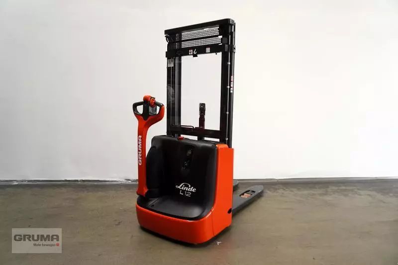 Linde l 12 1172 Chariot élévateur 5 950 €