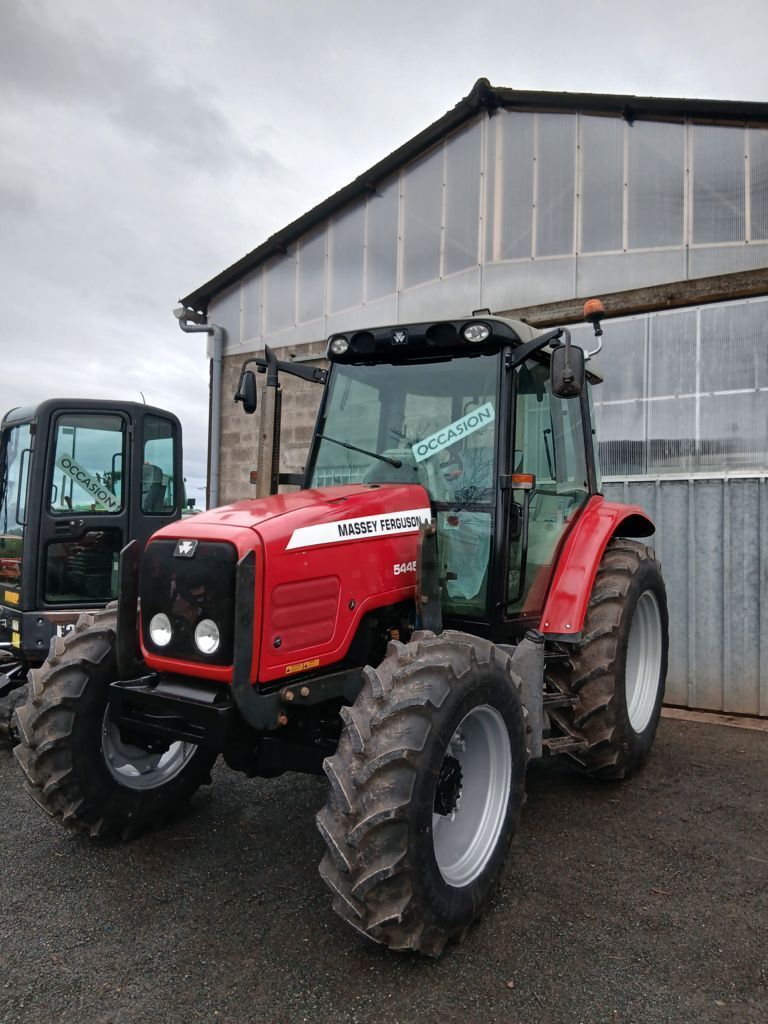 Massey Ferguson 5445 Tractor €32,000