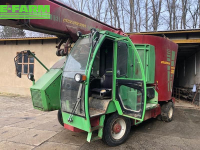 E-FARM: Strautmann verti-mix 1300 sf - Mixer feeder - id USFRUBD - €18,900 - Year of construction: 2009