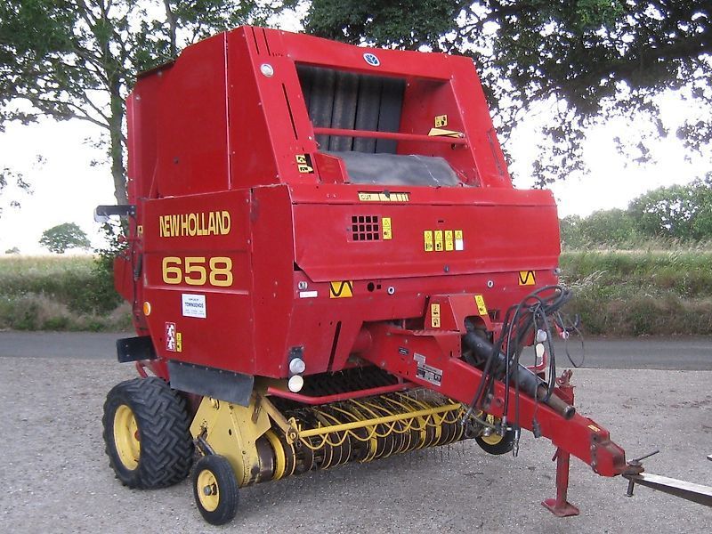 New Holland 658 Ballenpresse 5.389 €