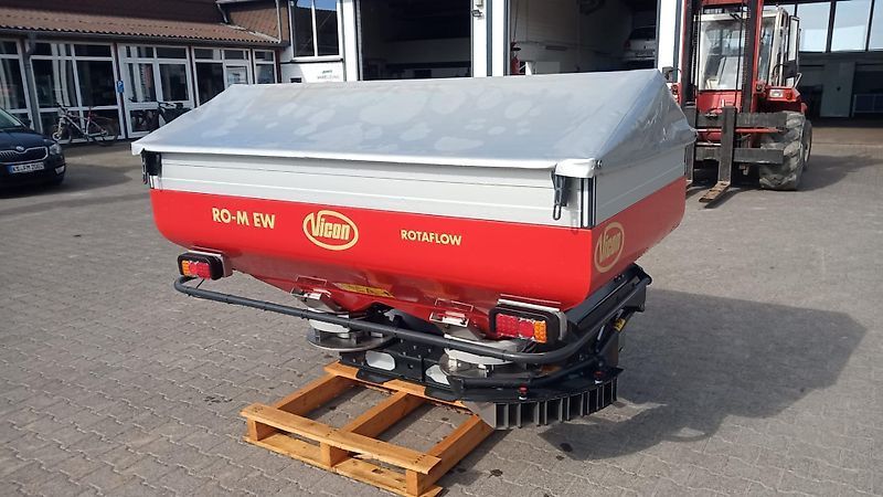 E-FARM: Kverneland cl-ew / rom-ew - Esparcidor de abono - id UIP5CIW - 11.500 € - Alemania