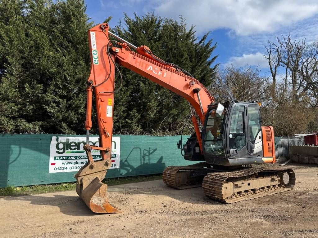 Hitachi zx 135 us-6 Crawler excavator €36,722