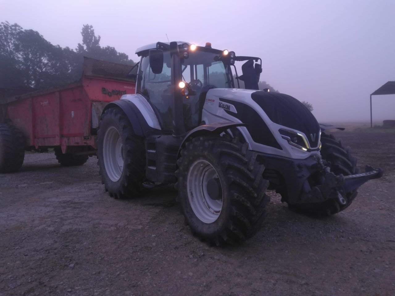 Valtra T 175 Tractor 94.000 €
