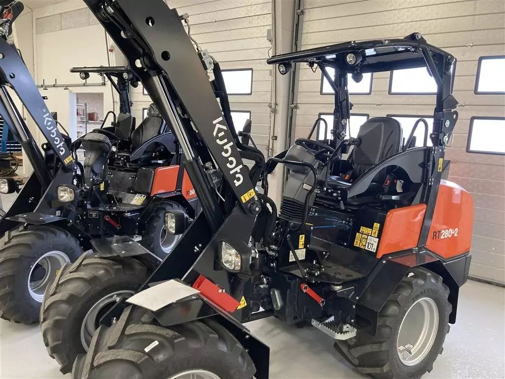 E-FARM: Kubota rt280-2 foldbar fobs - Kolový nakladač - id E4WENUA - 51 608 € - Rok výroby: 2025 - Výkon motoru (HP): 50,Dánsko