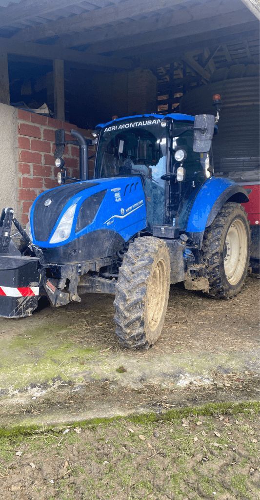 E-FARM: New Holland T5.120 - Trattore - id RPKQL3V - Anno di costruzione: 2024 - Ore: 400,Potenza del motore: 120,Francia