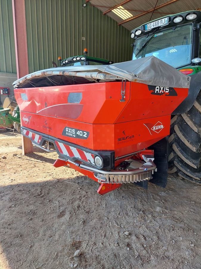 E-FARM: Kuhn axis 40.2 - Esparcidor de abono - id GJX91YC - 9800 € - Año: 2016 - Francia