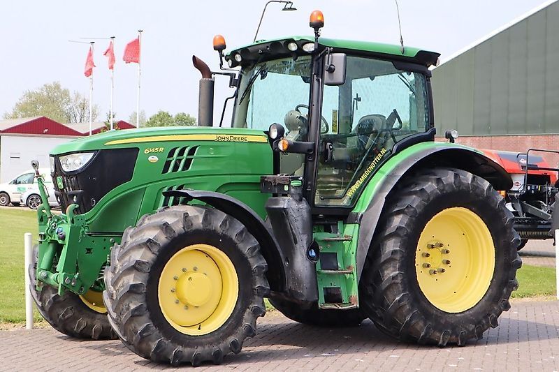 E-FARM: John Deere 6145 R - Tractor - id XUFVG3S - Year of construction: 2016 - Engine hours: 6,110,Netherlands