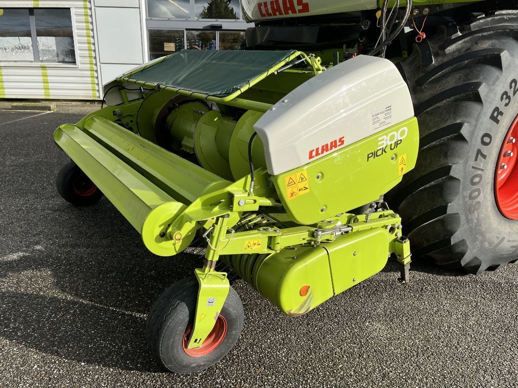 Claas Pick Up 300 Header €16,000