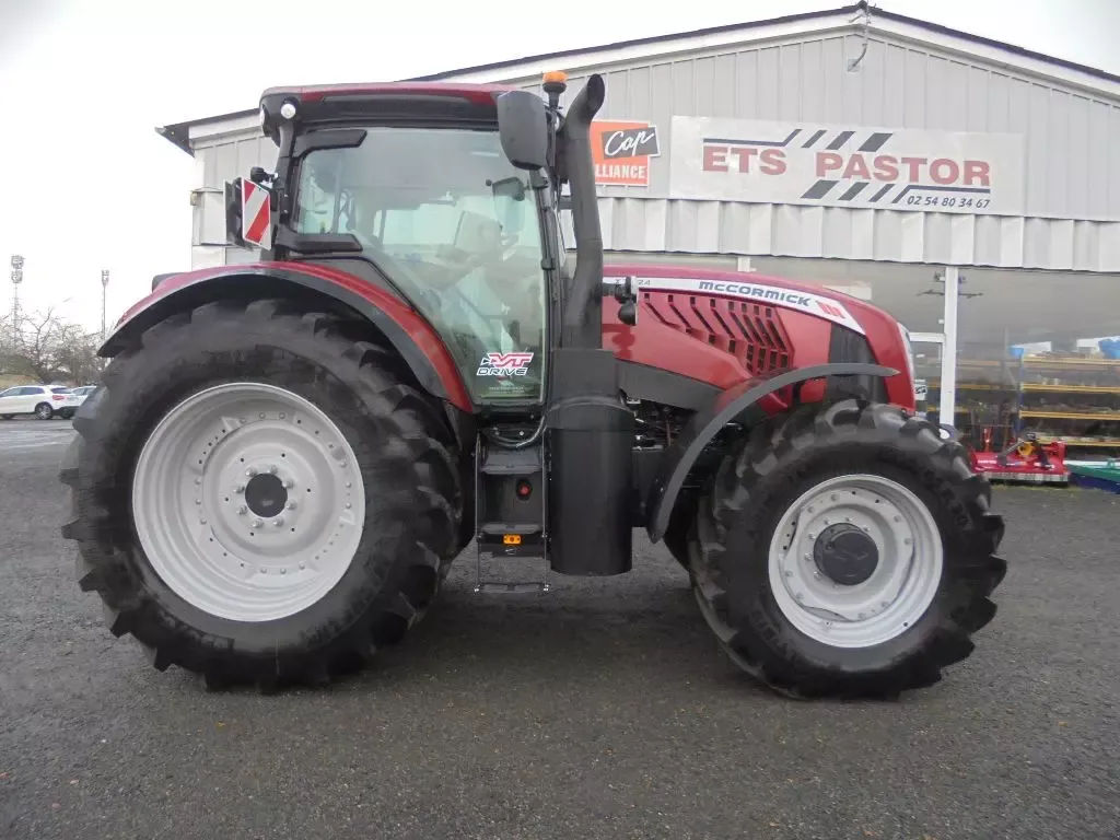 E-FARM: McCormick x7-624vt - Tractor - id 58H6XH5 - Año: 2023 - Horas: 2,Potencia del motor: 240,Francia