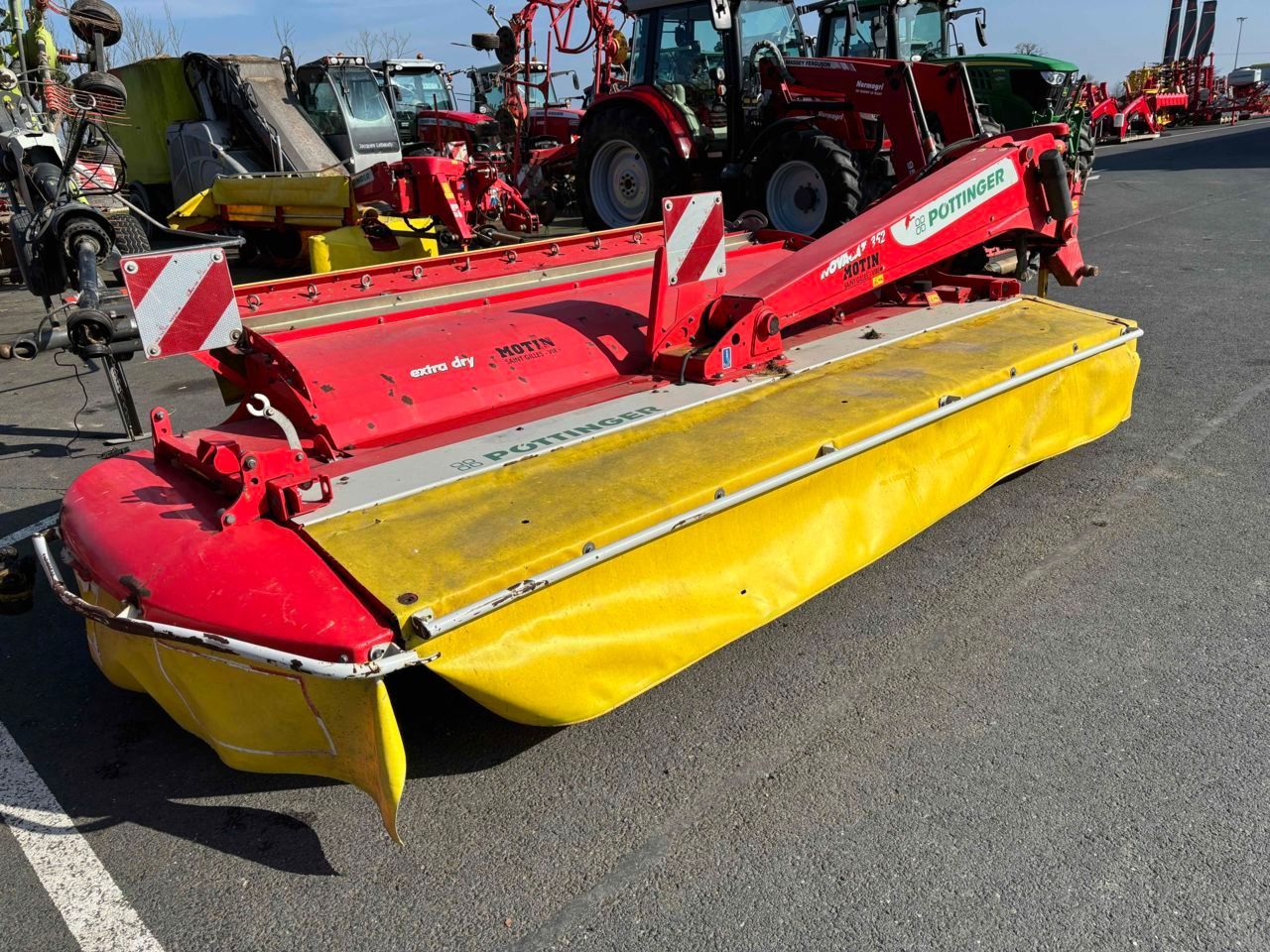 Pöttinger NovaCat 352 ED Mower €10,800