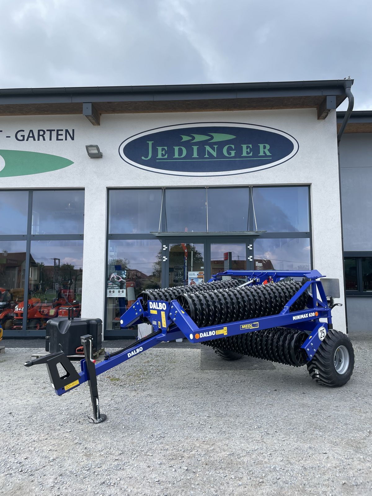 DAL-BO mini max 630 Pressere og valser 12.417 €