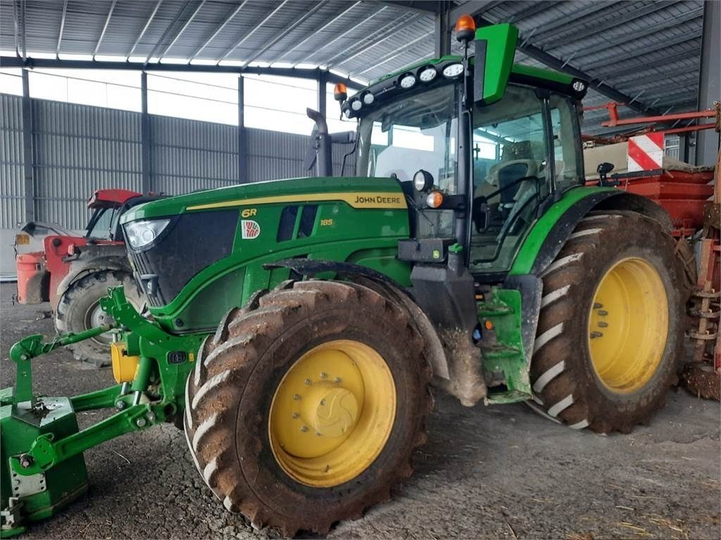 E-FARM: John Deere 6R 185 - Tractor - id KKWUFAP - €149,000 - Year of construction: 2022 - France