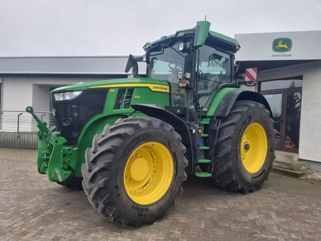 E-FARM: John Deere 7R 330 - Tractor - id EUQNS7Z - €255,000 - Year of construction: 2023 - Engine hours: 650,Engine power (HP): 330,Germany